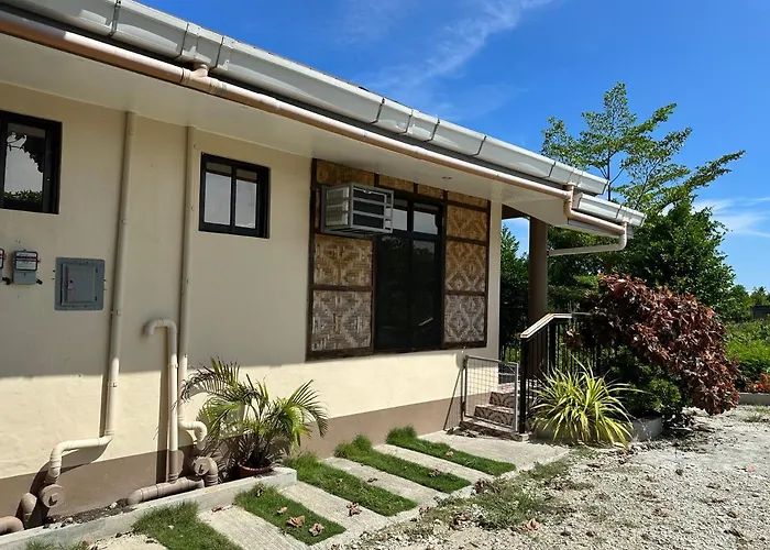Nanay Eustiquia Complex Resort *